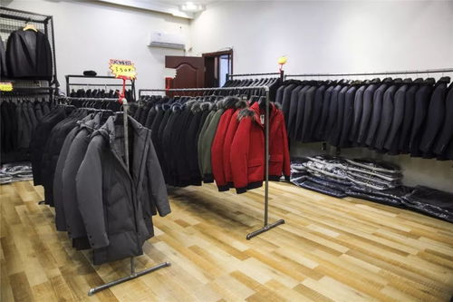 大興服裝工廠南遷清倉，全場(chǎng)服飾50元起搶購